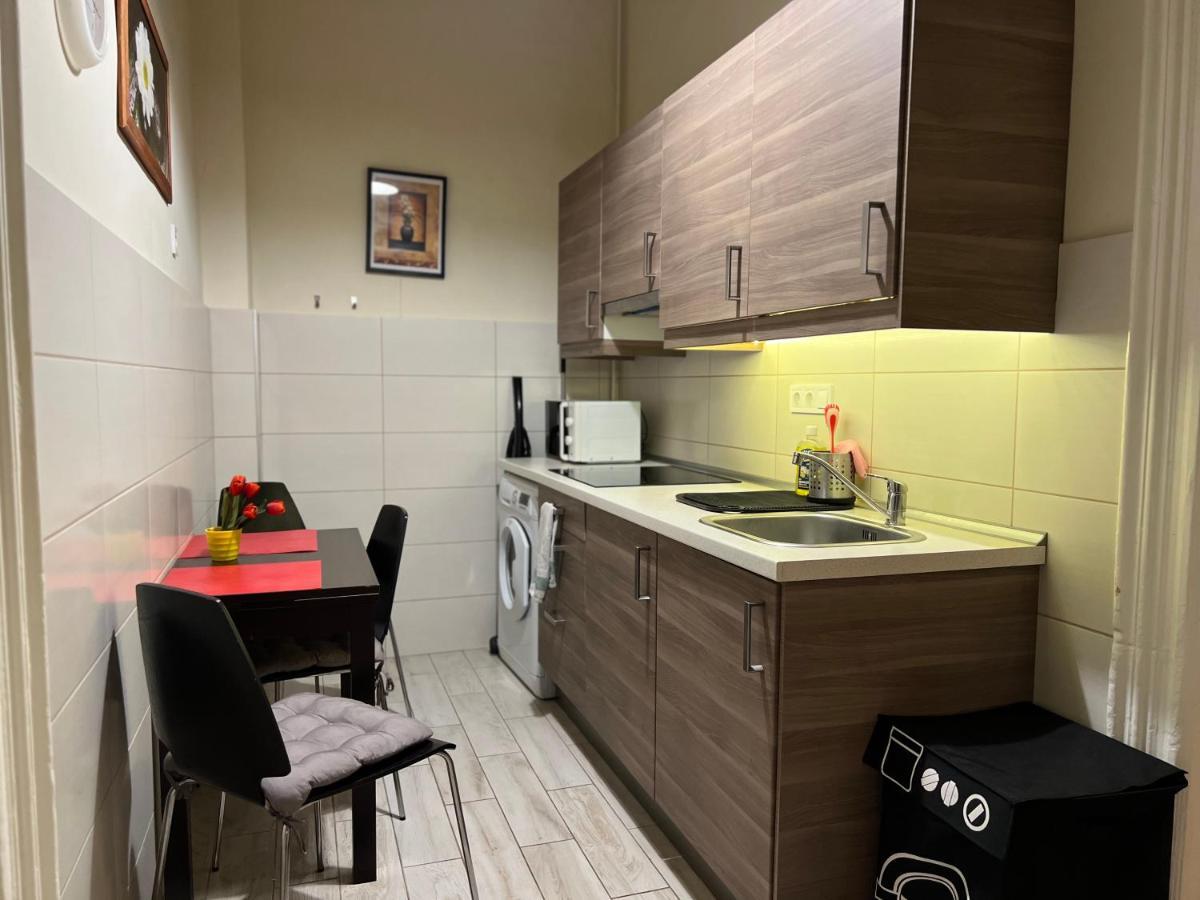 Claudio Apartment Boedapest Buitenkant foto