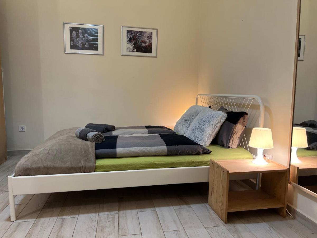 Claudio Apartment Boedapest Buitenkant foto